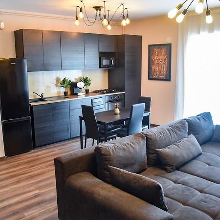 Wood Central Apartment Τιμισοάρα Εξωτερικό φωτογραφία